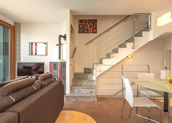 Martina's Amazing View By Halldis Lägenhet