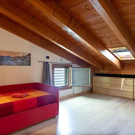 Martina's Amazing View By Halldis アパート