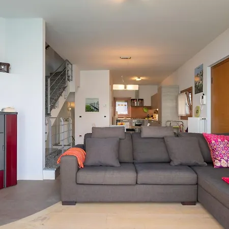 Martina's Amazing View By Halldis アパート ペルレード